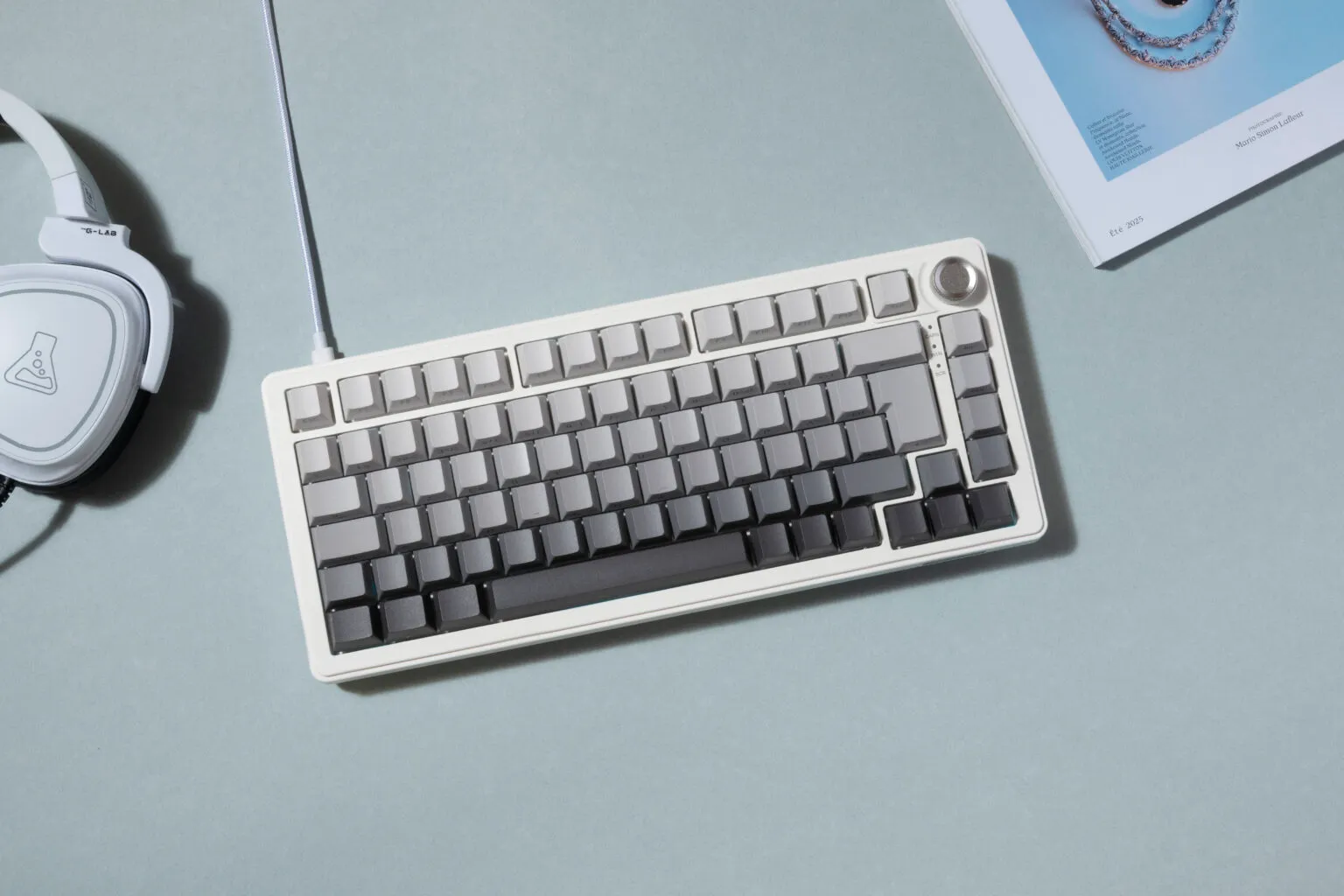CLAVIER-KEYZELITE3HEGRW-FR_002-1536x1024-converti-depuis-jpg