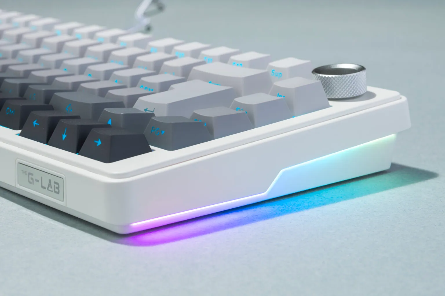 CLAVIER-KEYZELITE3HEGRW-FR_005-1536x1024-converti-depuis-jpg